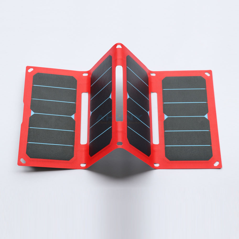 28W LED display Quick Charge Solar Charge