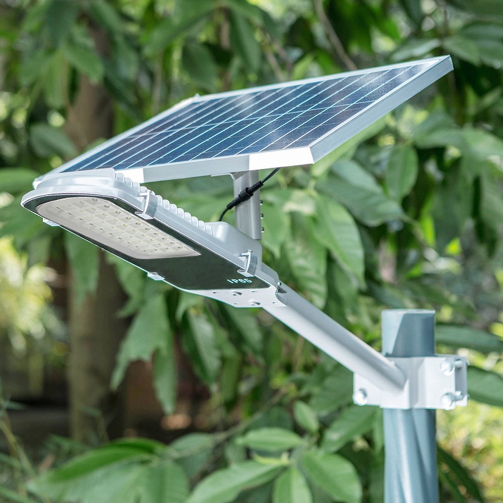 Solar street light