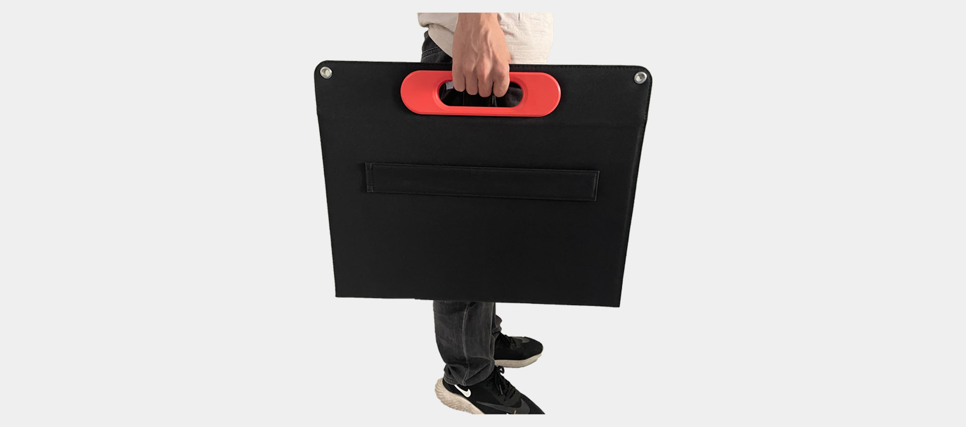 easy-to-carry-foldable-solar-kit